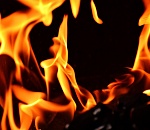 Трех человек спасли на пожаре в Астраханской области