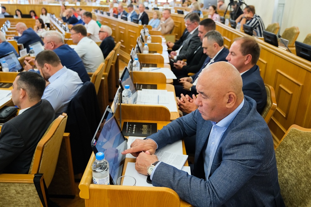 Отчет об исполнении бюджета Астраханской области за первое полугодие рассмотрен в Думе