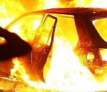 Двое астраханцев сожгли дорогую иномарку из неприязни к хозяину