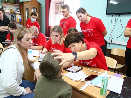 В Астрахани вновь пройдет благотворительная акция «Операция Улыбка»: детям с врожденными патологиями помогут ведущие врачи России
