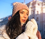 Завтра в Астраханской области мороз на пару градусов снизит свою жесткость, но оставит весь день под минусом  