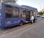 Астраханцы стали чаще выбирать синие автобусы для поездок по городу