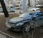 Астраханец устроил жесткую тройную аварию в Волгограде, есть пострадавший. Видео