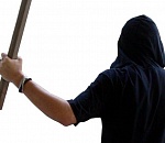 Астраханец насмерть забил палкой своего товарища и убежал