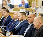 Депутаты Думы Астраханской области определят, кто где сидит и кому положена зарплата