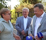 Игорь Редькин оценил готовность фасада астраханской кузницы талантов к 1 сентября