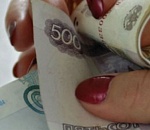 Племянница, приехавшая погостить к деду в Астрахань, украла у него деньги, отложенные на похороны