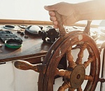 В Астрахани морякам за деньги массово выдавали фиктивные сертификаты