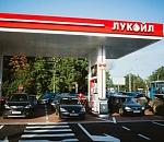 Цены на бензин на АЗС "Лукойл" в Астрахани бьют рекорды