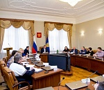 Из-за дождя Сергей Морозов собрал оперативное совещание