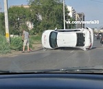 В Астрахани такси попало в серьезное ДТП