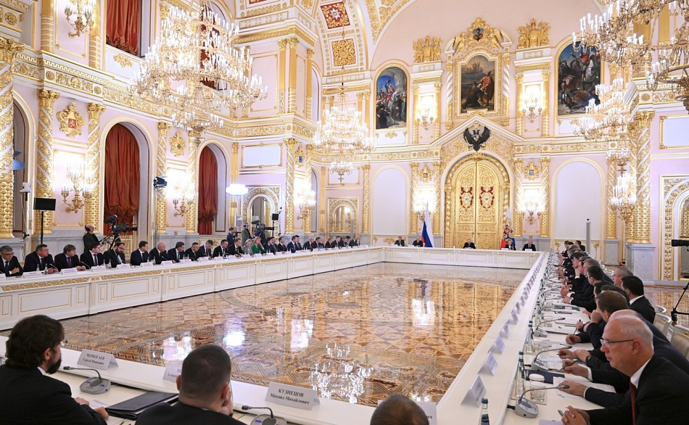 Новые меры поддержки для семей с детьми появятся в 2026 году