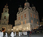 Александр Жилкин встретил Пасху в Успенском соборе Астраханского кремля