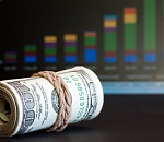 Курс доллара приблизился к 70 рублям