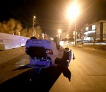 На Бакинской в Астрахани такси встало на крышу