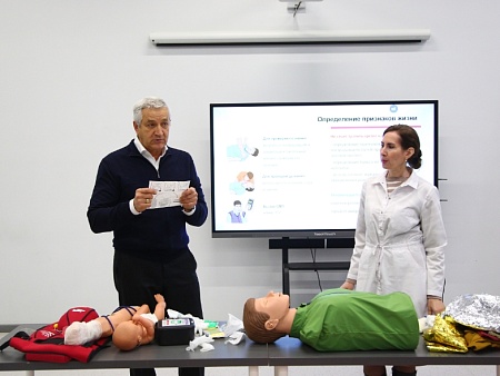 «Готов к санитарной обороне»: студенты Астраханского политехнического колледжа прокачали навыки оказания первой помощи