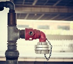 Аварии на водопроводных сетях Астрахани и связанные с ними отключения  продолжаются