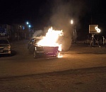 В Астрахани подожгли автомобиль ради красивых кадров