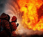 В мкр Бабаевского ночью загорелась многоэтажка. Жильцов эвакуировали