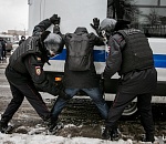 Новый дорожный знак, увеличение штрафа за неподчинение силовикам: с 1 марта астраханцы начинают жить по новым законам