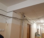 Астраханцы не хотят вселяться в опасный дом с полчищами комаров