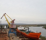 В Астрахани обнаружен нефтеразлив в районе судостроительного завода