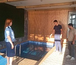 В бассейне в Астраханской области утонул ребенок