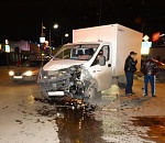 В Астрахани в ДТП пострадали женщина и ее трехлетняя дочь, стоявшие на тротуаре