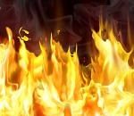 В Астрахани за сутки сгорели три заброшенных дома