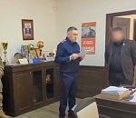 Глава района Астраханской области стал фигурантом уголовного дела о мошенничестве