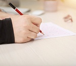 В Астрахани отказников от ЕГЭ стало в два раза меньше