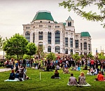 Сегодня в Астрахани стартует сезон "Музыки на траве": программа