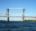 В четверг в Астрахани разведут Старый мост: ищите пути объезда