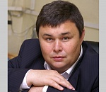 "Чиновничий аппарат надо сокращать"