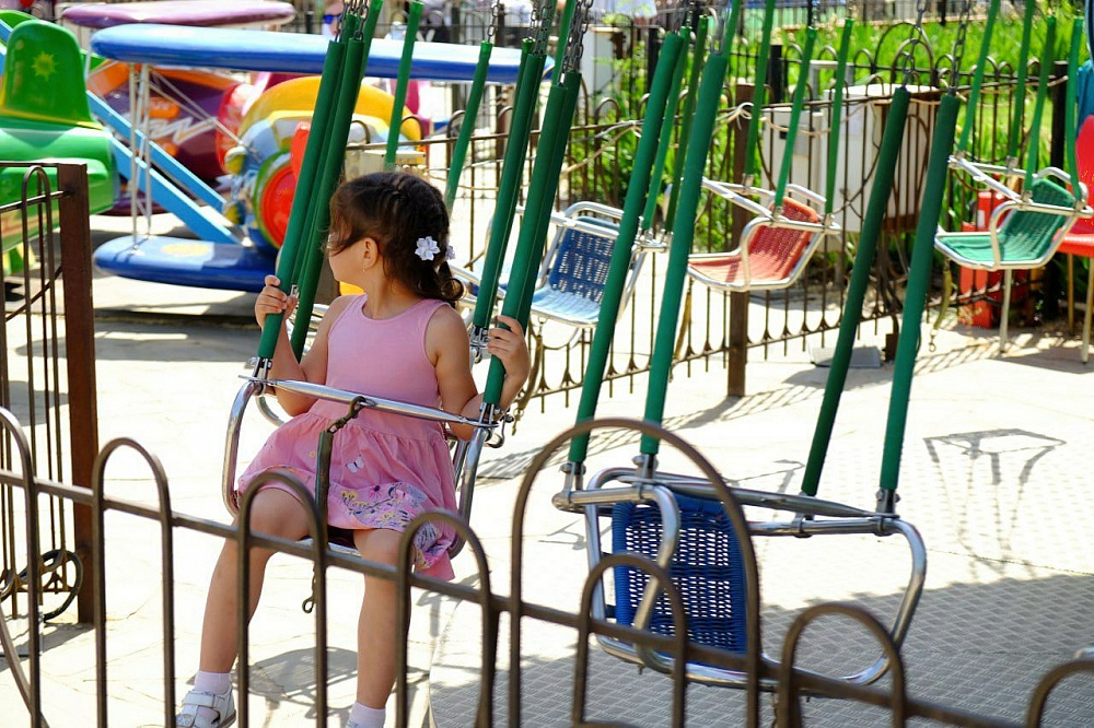 В День защиты детей парк Планета, который собираются снести, подарил радость почти 6000 маленьких астраханцев 