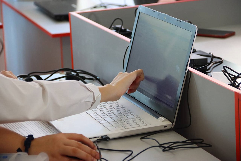 Астрахань - в топе лидеров по цифровизации образования