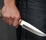 Астраханец зарезал беременную жену на глазах у детей