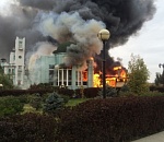 В Астрахани горит кафе «Бакинский бульвар»