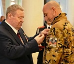 Восемь астраханских ветеранов СВО удостоились государственных наград