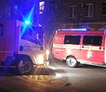 13 астраханцев эвакуировали из горящего дома