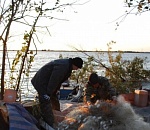 В Астрахани рыбаки пытаются обойти закон