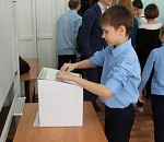 В Астрахани прошло народное голосование за лучшего учителя