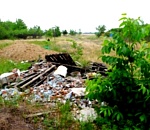 В Астраханской области Россельхознадзор обнаружил захламленные коммунальными отходами сельхозугодья