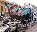 Из Астрахани вывезли почти полтысячи тонн наледи