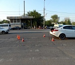 В Астрахани на Новом мосту 14-летняя девочка попала под машину