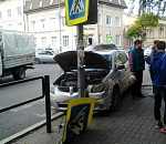 Серьезное ДТП в Астрахани: бампер иномарки отлетел на подростка