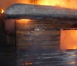 В Астраханской области ночью пожарные тушили баню