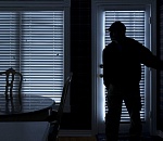 Астраханец обокрал мать своего друга, чтобы прокормить себя