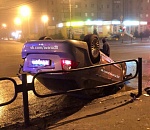 В Астрахани опрокинулась иномарка под управлением пьяного водителя