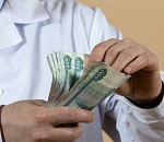 В Астрахани земского доктора обязали вернуть миллион